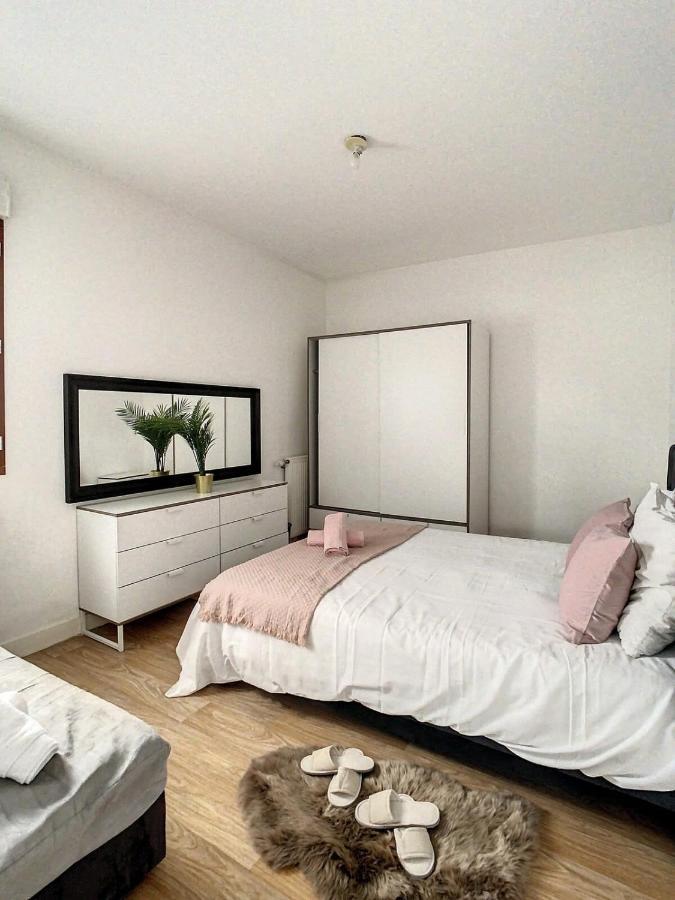 Grand Appartement Paris Et Disneyland 4Pers Neuilly-sur-Marne Exterior foto